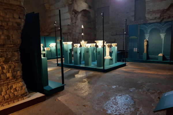 ALLESTIMENTO MOSTRE MUSEO CLUNY 4