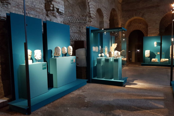 ALLESTIMENTO MOSTRE MUSEO CLUNY 7