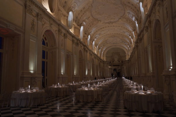 ALLESTIMENTI PER EVENTI AUDI TORINO REGGIA DI VENARIA 18 9