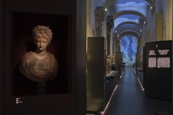 CARTIER ROMA CAR_EXHIBITION_0842_77425726