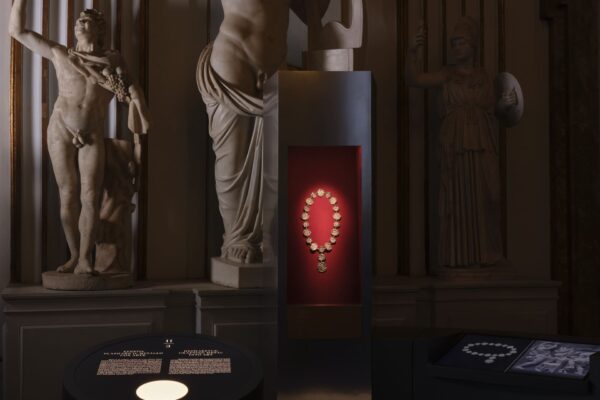 CARTIER ROMA CAR_EXHIBITION_0891_77425779