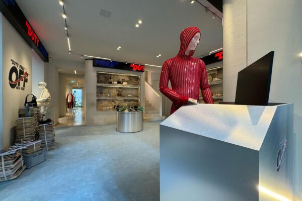 OFF WHITE DUTY FREE 2025 10